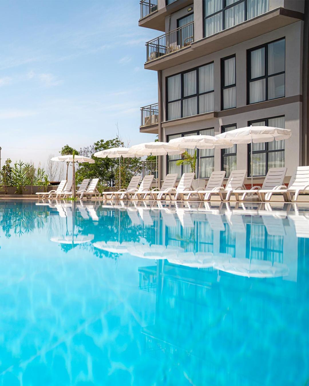 Laristone Suite Spa Hotel Aksu  Exterior foto